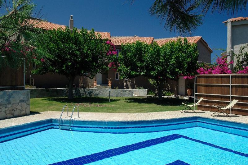 Paradise Island Villas Hersonissos  Bagian luar foto